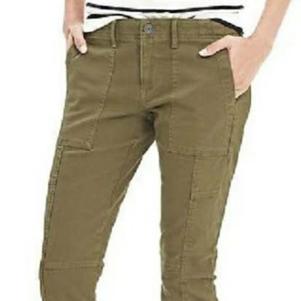 Gorpcore Utility Cargo Pants Size 25. Army Green Olive. Pockets Banana Republic